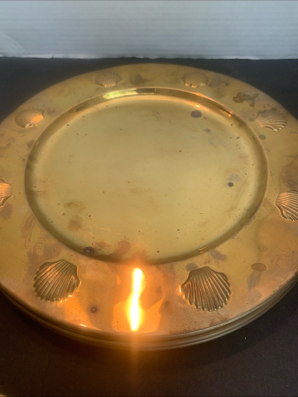 Set of 8 12 inch Brass Shell Plate Chargers - Picture 4 of 10